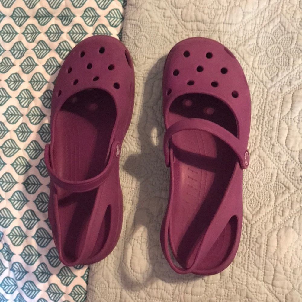 Purple crocs